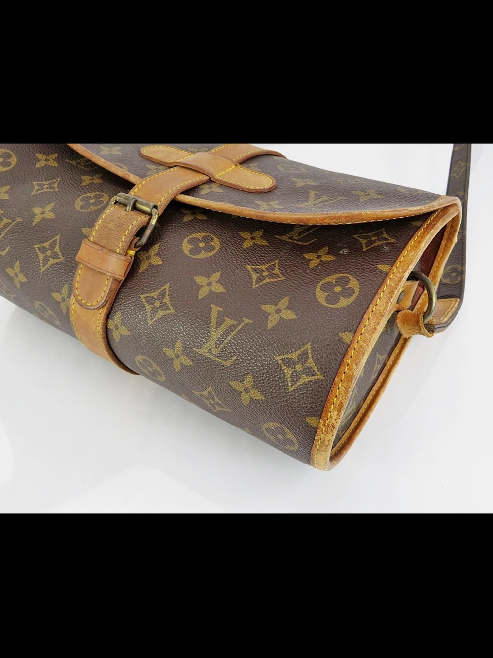 Louis Vuitton Monogram Crossbody Bag in Brown & Tan Leather Trim - Picture 7 of 16